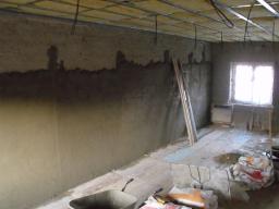 8. 3. 2011  Rekonstrukce hasičské zbrojnice - Demolice podlahy v garáži